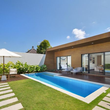 סמיניאק The Claremont Luxury Villas מראה חיצוני תמונה