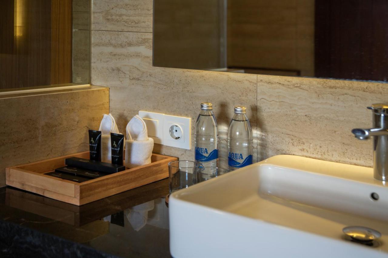 סמיניאק The Claremont Luxury Villas מראה חיצוני תמונה
