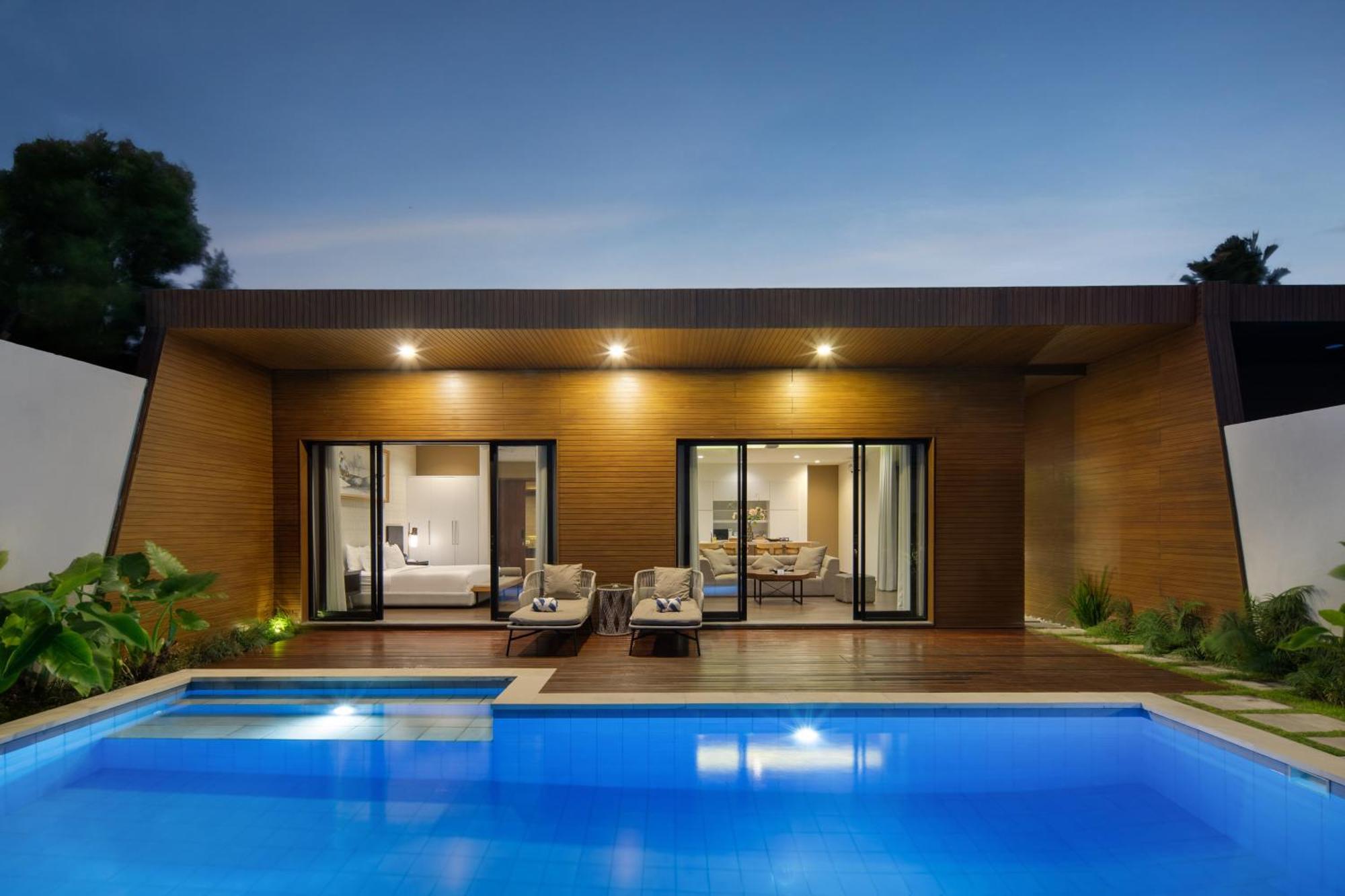 סמיניאק The Claremont Luxury Villas מראה חיצוני תמונה