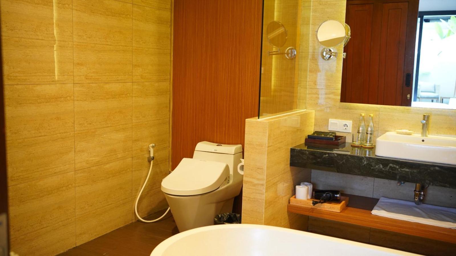 סמיניאק The Claremont Luxury Villas מראה חיצוני תמונה